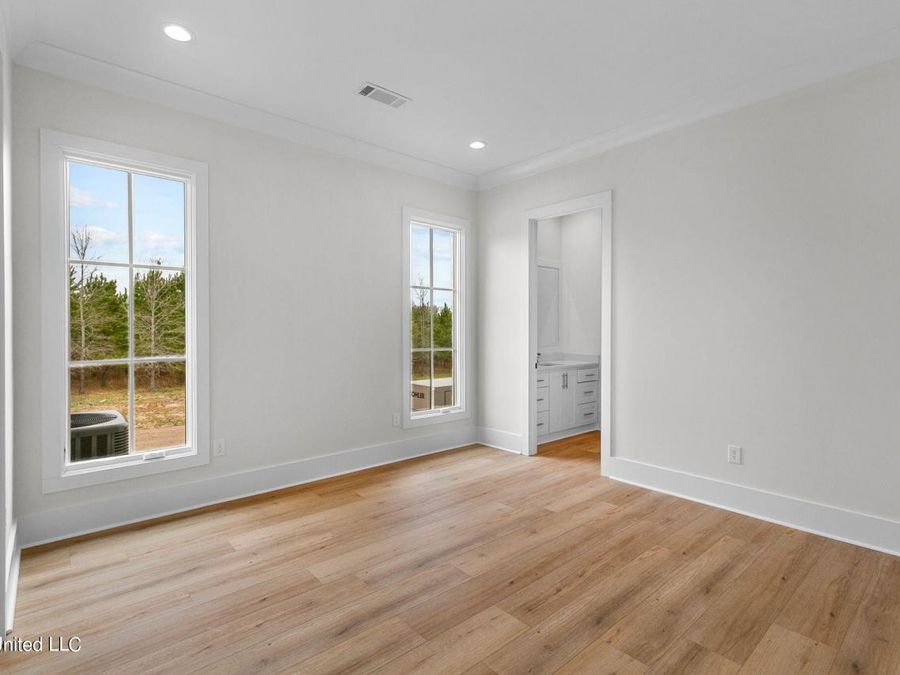 Property Image 103