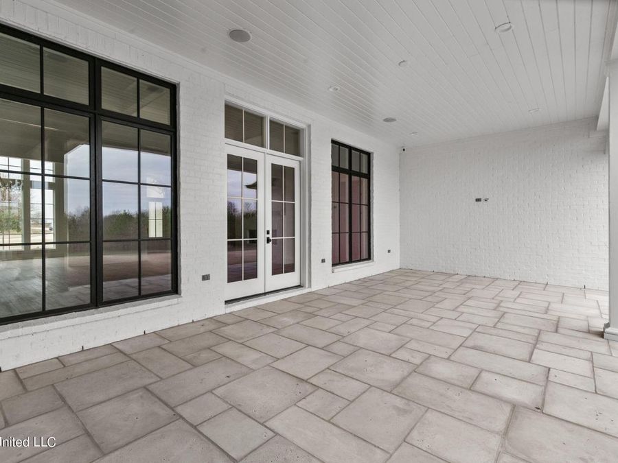 Property Image 118