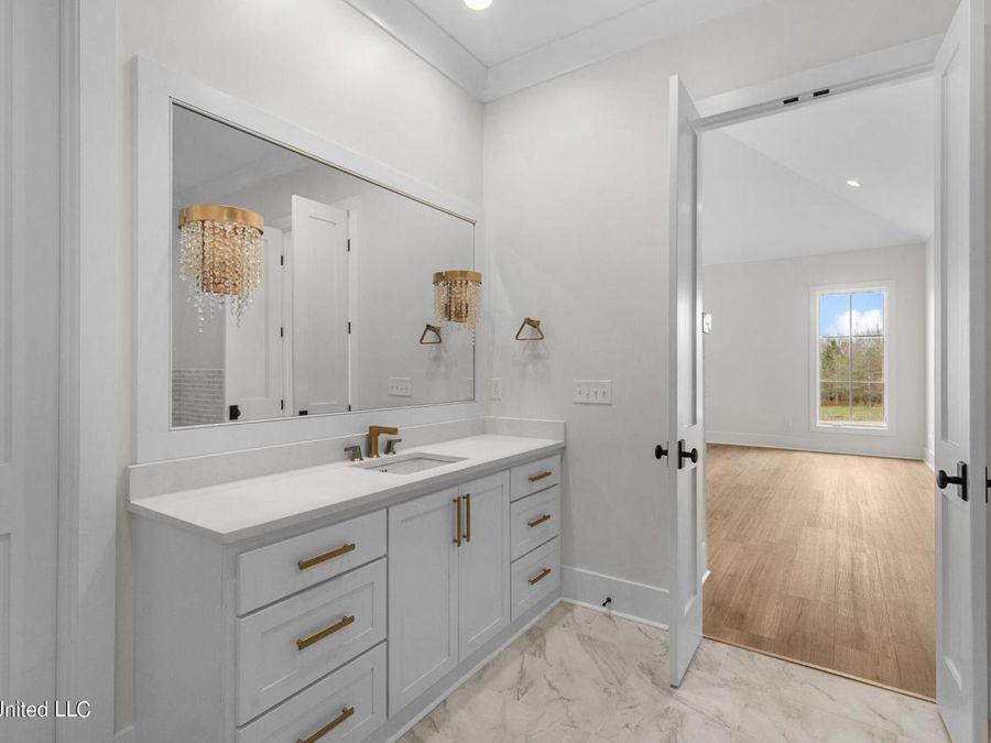 Property Image 80