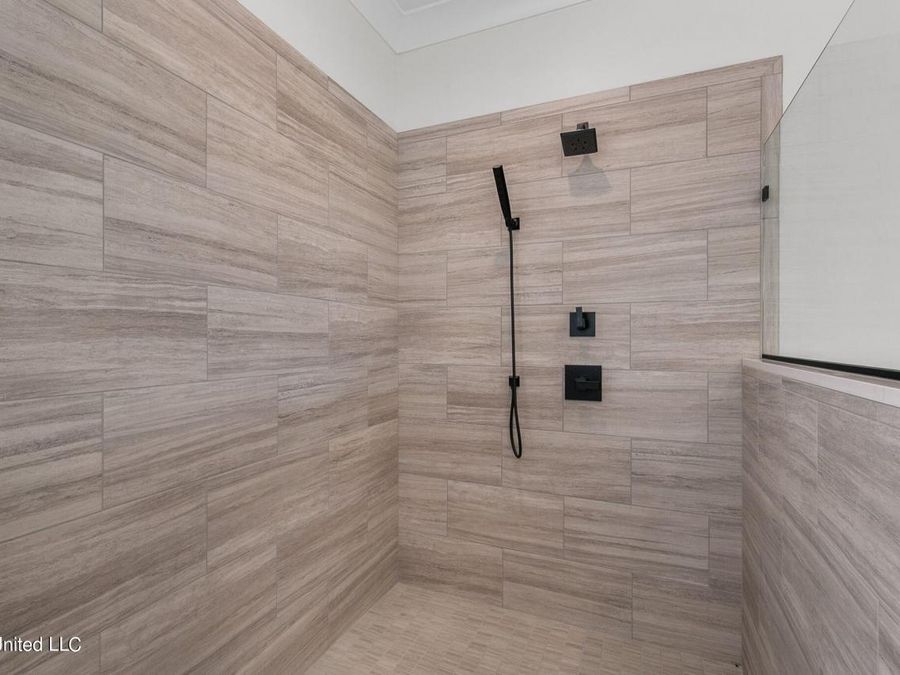 Property Image 94