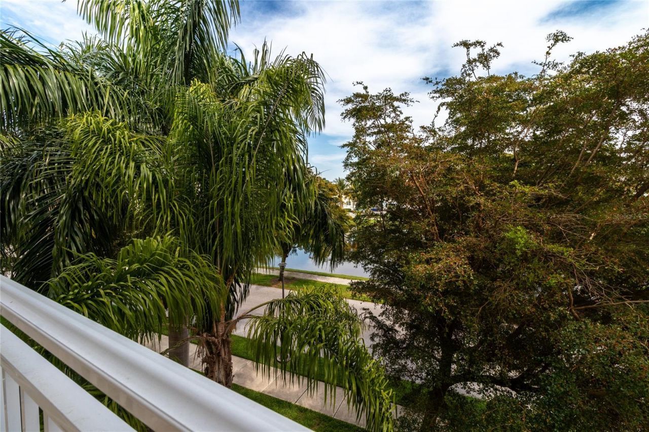 7820 34th Avenue W, Unit 201, Bradenton, FL 34209 Photo