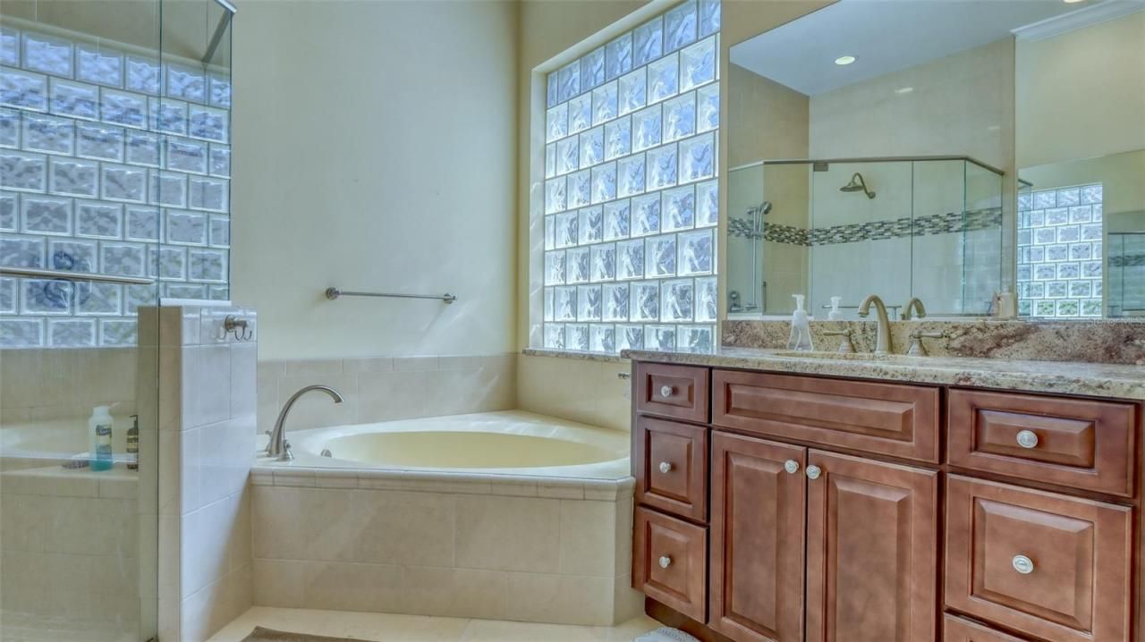 5141 Flagstone Drive, Sarasota, FL 34238 Photo