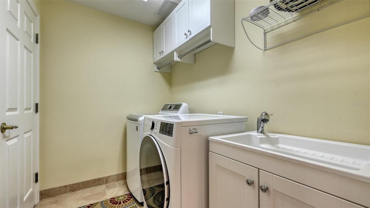 5141 Flagstone Drive, Sarasota, FL 34238 Photo