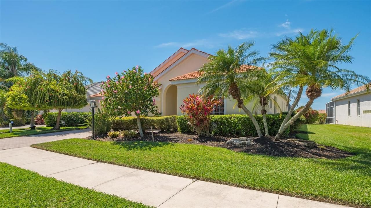 5141 Flagstone Drive, Sarasota, FL 34238 Photo