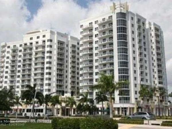 1830 Radius Dr, Unit 1019, Hollywood, FL 33020