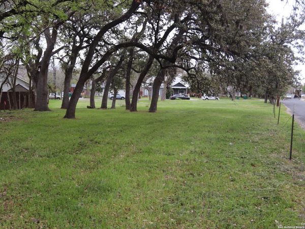 103 Aransas Pass, Boerne, TX 78006