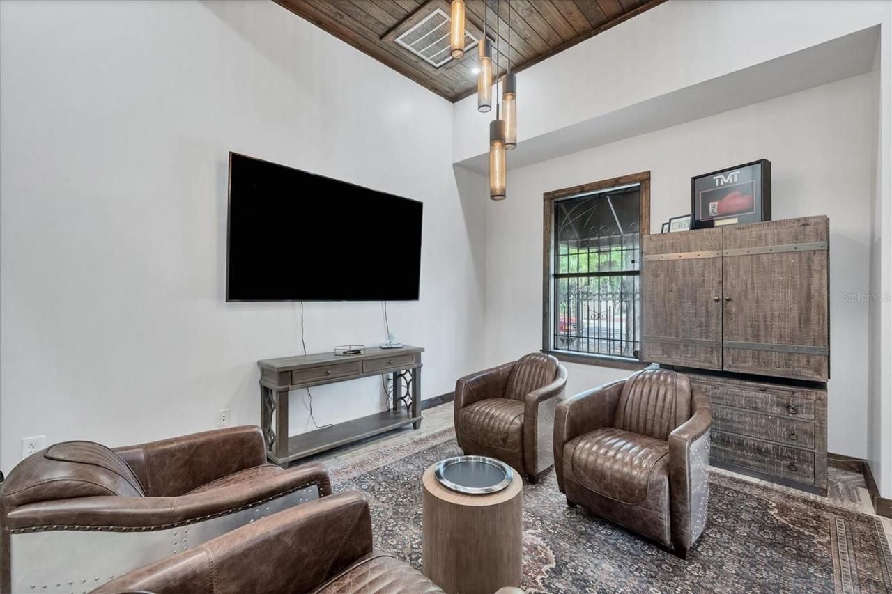 1717 E 5th Avenue, Tampa, FL 33605 Photo