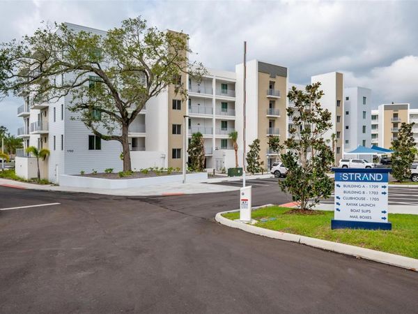 1703 N TAMIAMI TRAIL, Unit 207, SARASOTA, FL 34234