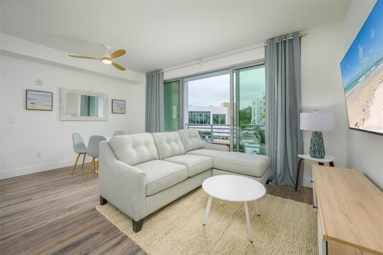 1703 N Tamiami Trail, Unit 207, Sarasota, FL 34234 Photo