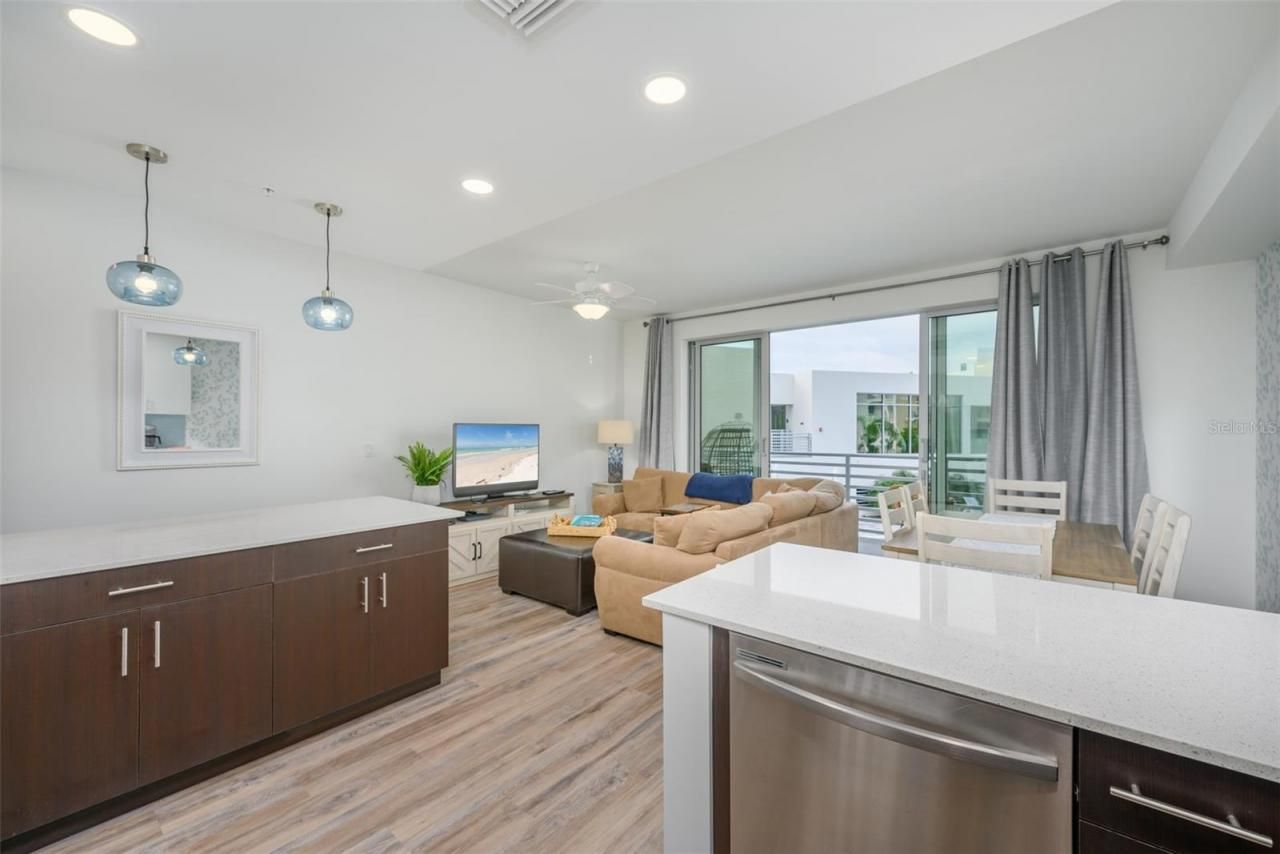 1703 N Tamiami Trail, Unit 205, Sarasota, FL 34234 Photo