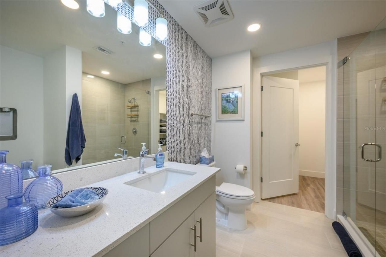 1703 N Tamiami Trail, Unit 205, Sarasota, FL 34234 Photo