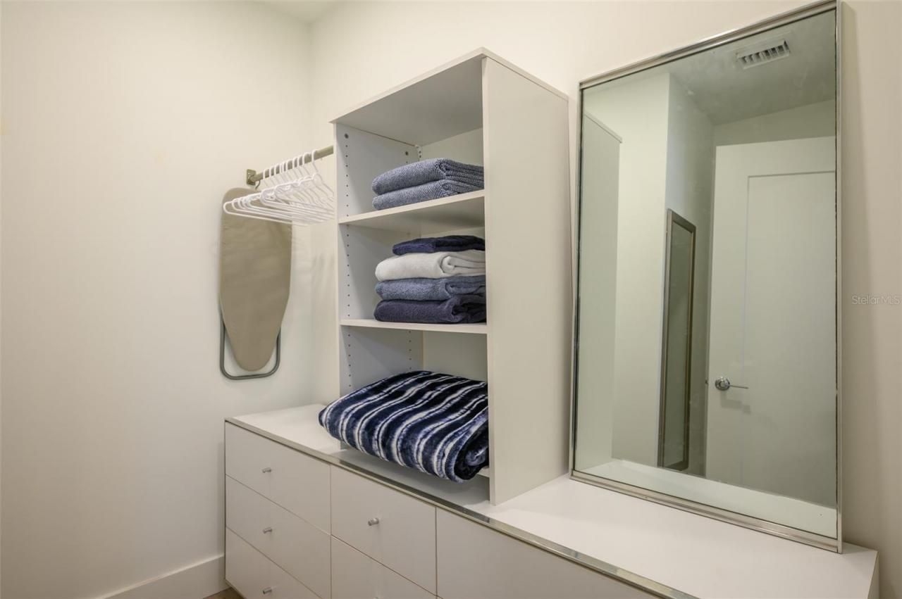 1703 N Tamiami Trail, Unit 205, Sarasota, FL 34234 Photo