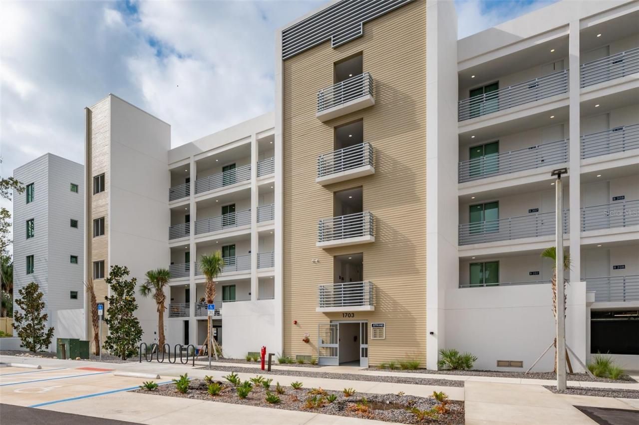 1703 N Tamiami Trail, Unit 205, Sarasota, FL 34234 Photo
