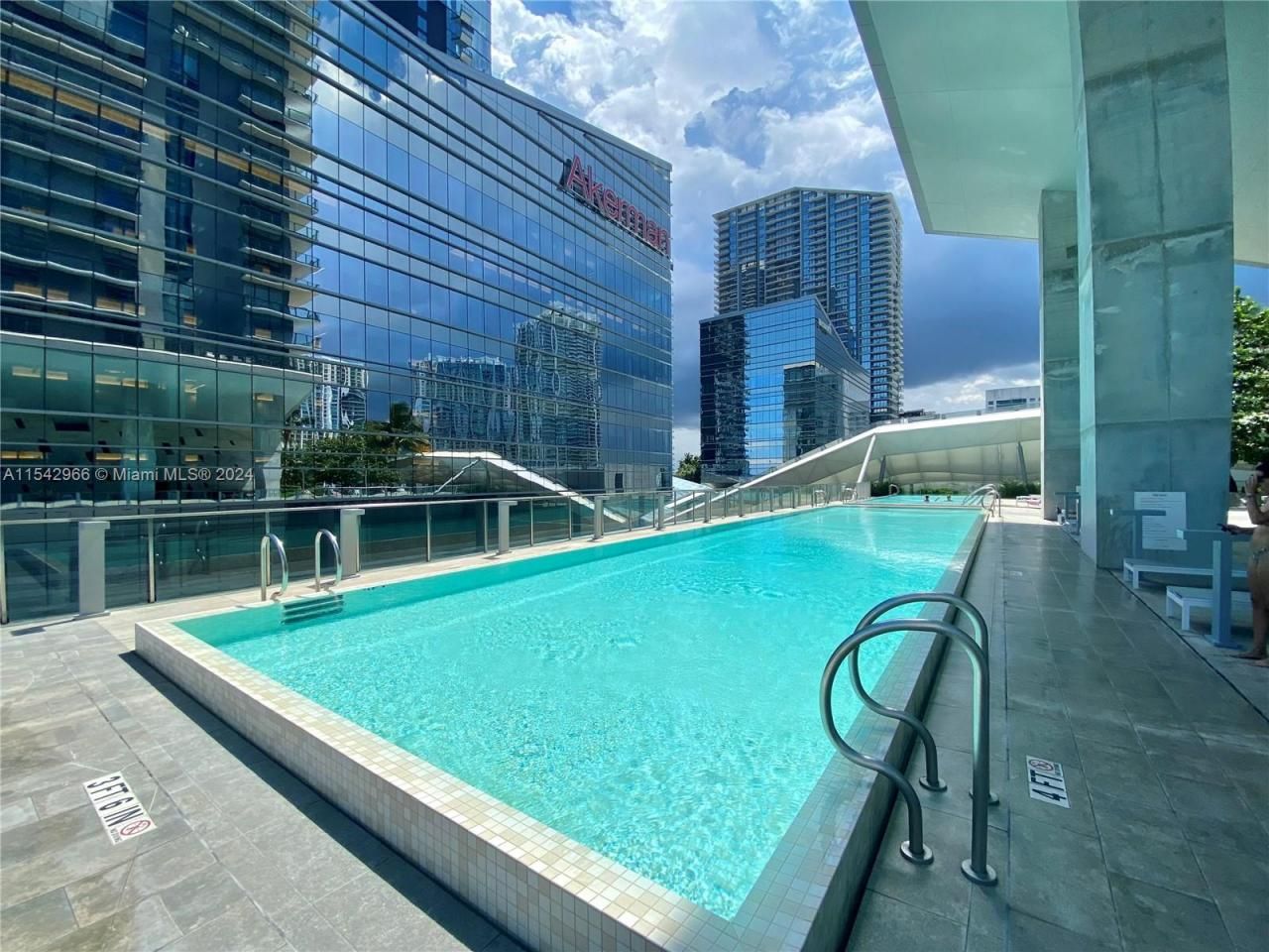 68 SE 6th St, Unit 2707, Miami, FL 33131 Photo