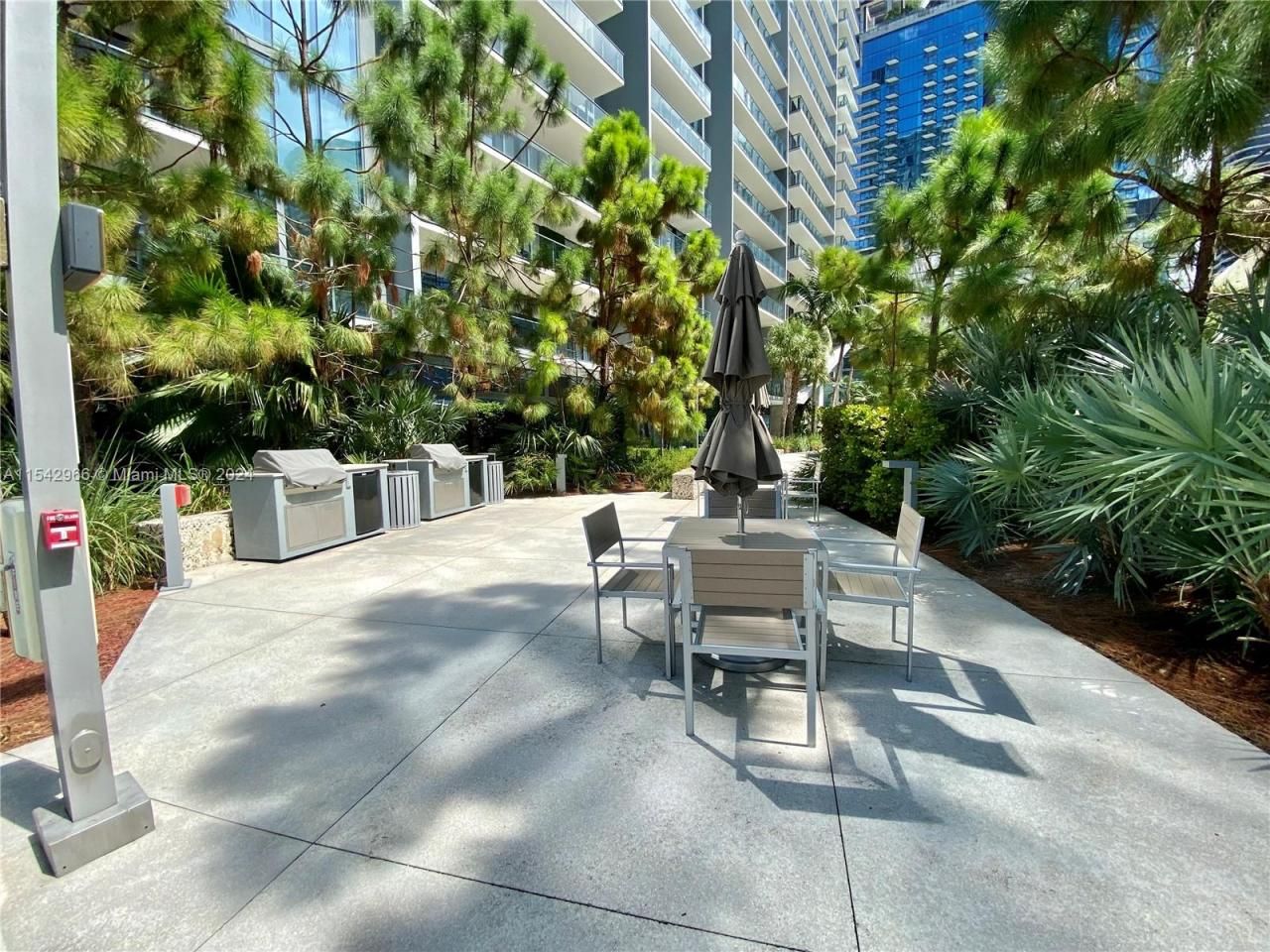 68 SE 6th St, Unit 2707, Miami, FL 33131 Photo