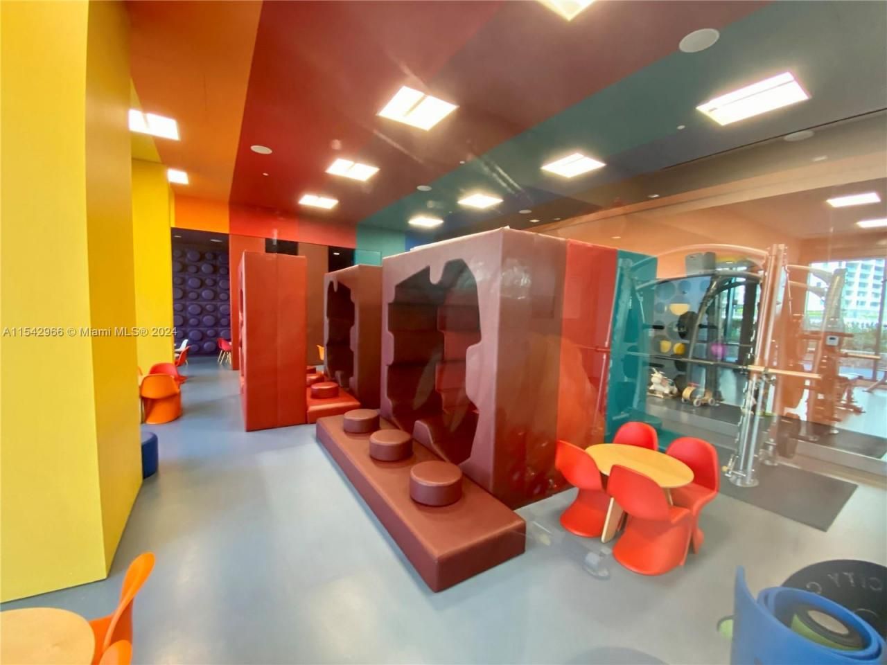 68 SE 6th St, Unit 2707, Miami, FL 33131 Photo