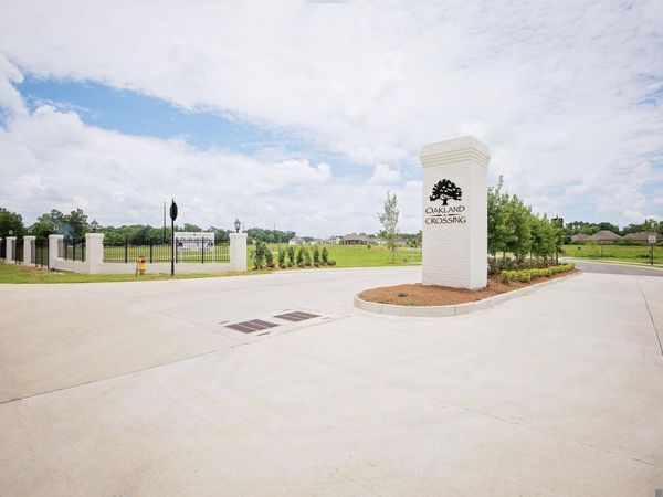 29 Oakland Crossing Blvd, Prairieville, LA 70769
