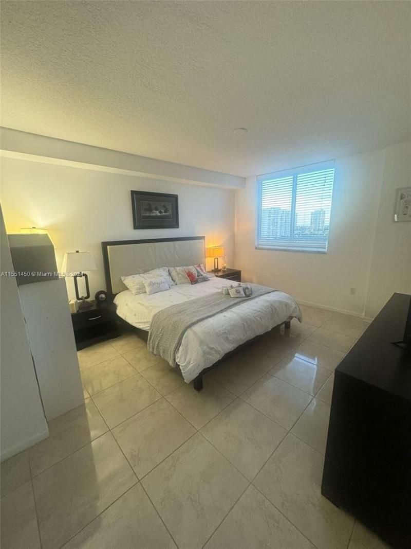 18800 NE 29th Ave, Unit 1018, Aventura, FL 33180 Photo