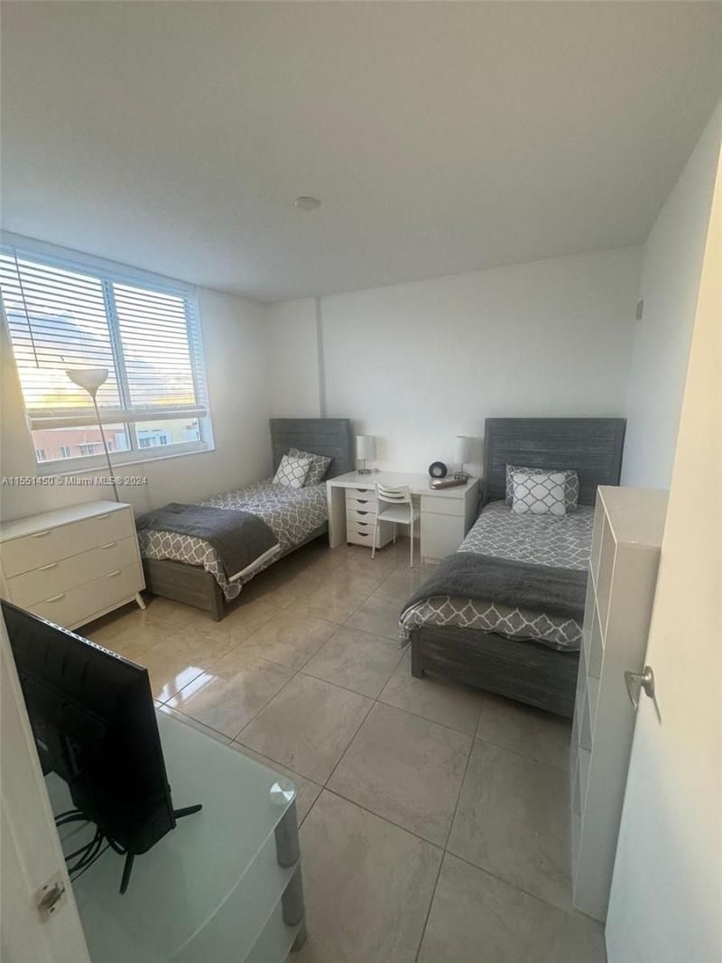 18800 NE 29th Ave, Unit 1018, Aventura, FL 33180 Photo