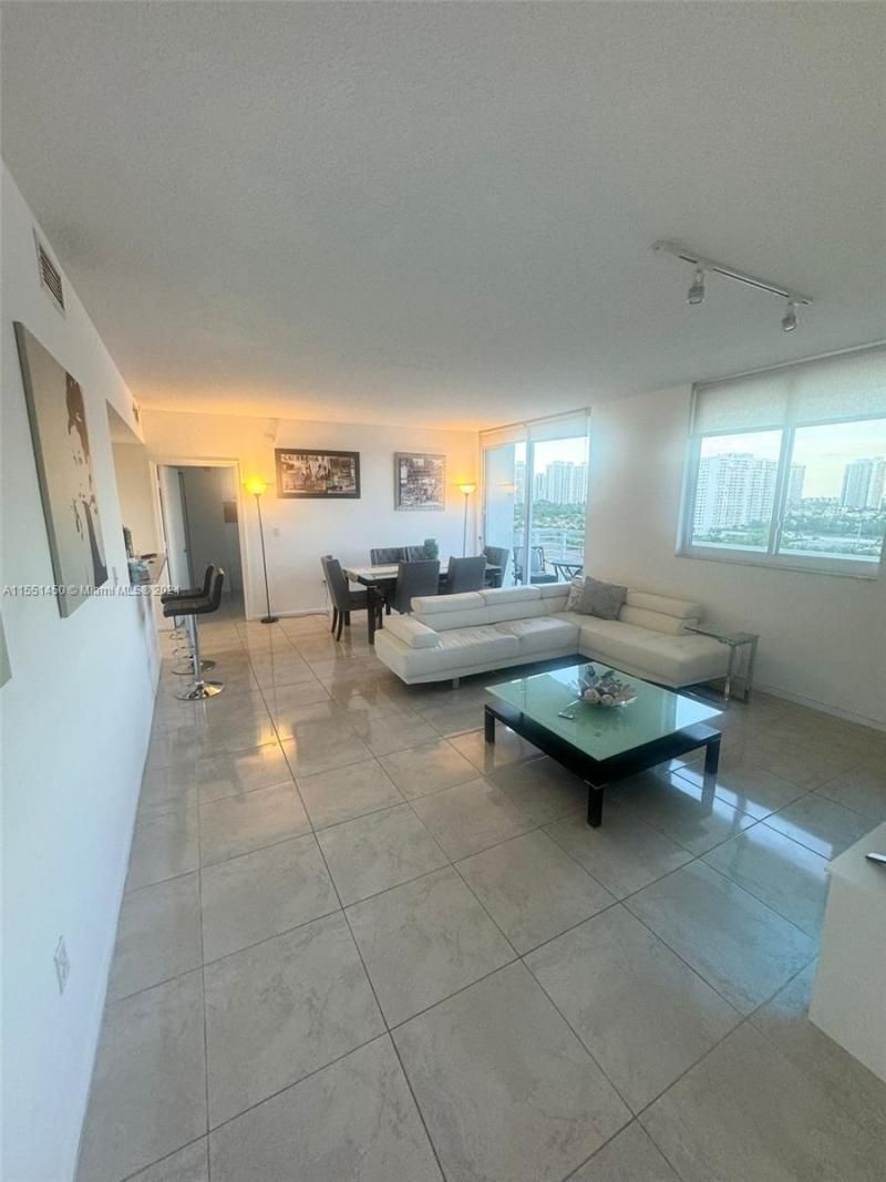 18800 NE 29th Ave, Unit 1018, Aventura, FL 33180 Photo