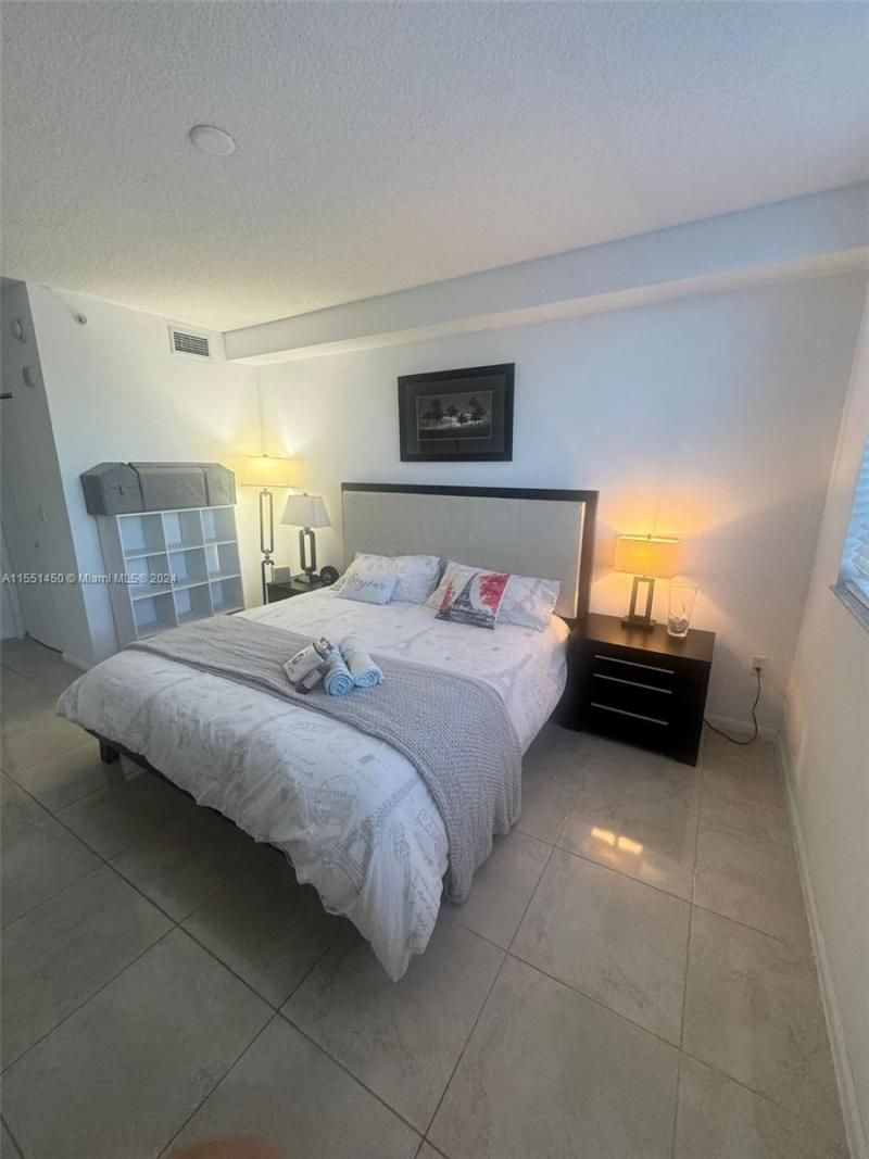 18800 NE 29th Ave, Unit 1018, Aventura, FL 33180 Photo