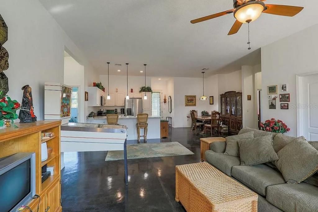 37600 Largo Lane, Dade City, FL 33523 Photo