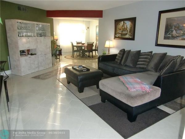 4401 NW 41 STREET, Unit 404, Lauderdale Lakes, FL 33319