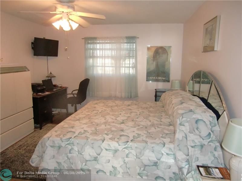 4401 NW 41 Street, Unit 404, Lauderdale Lakes, FL 33319 Photo
