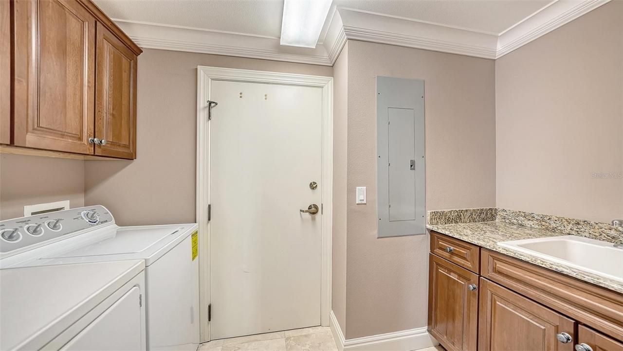 401 N Point Road, Unit 301, Osprey, FL 34229 Photo