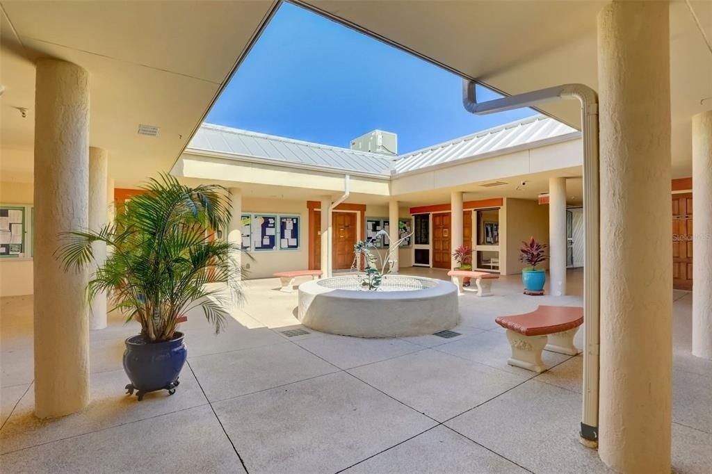 7 S Esplanade Street, Englewood, FL 34223 Photo