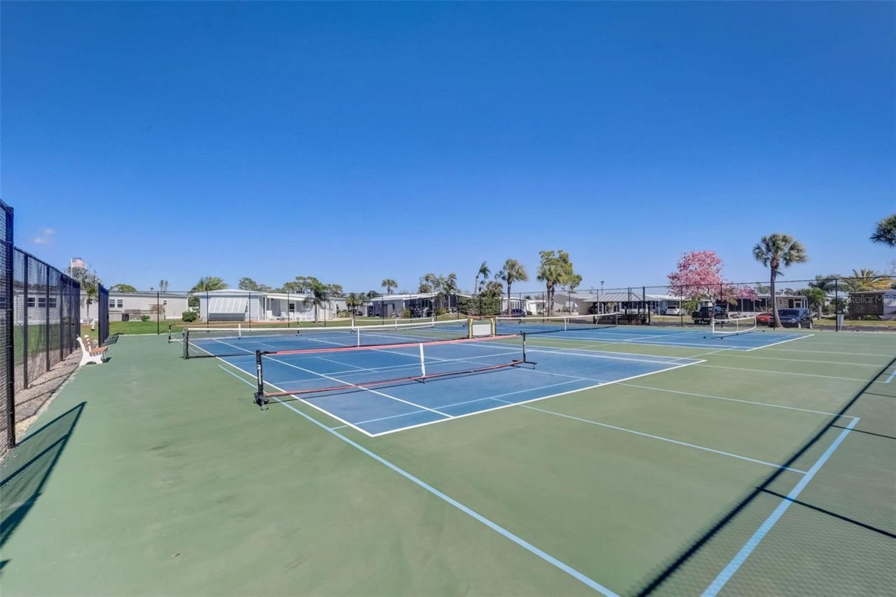 7 S Esplanade Street, Englewood, FL 34223 Photo