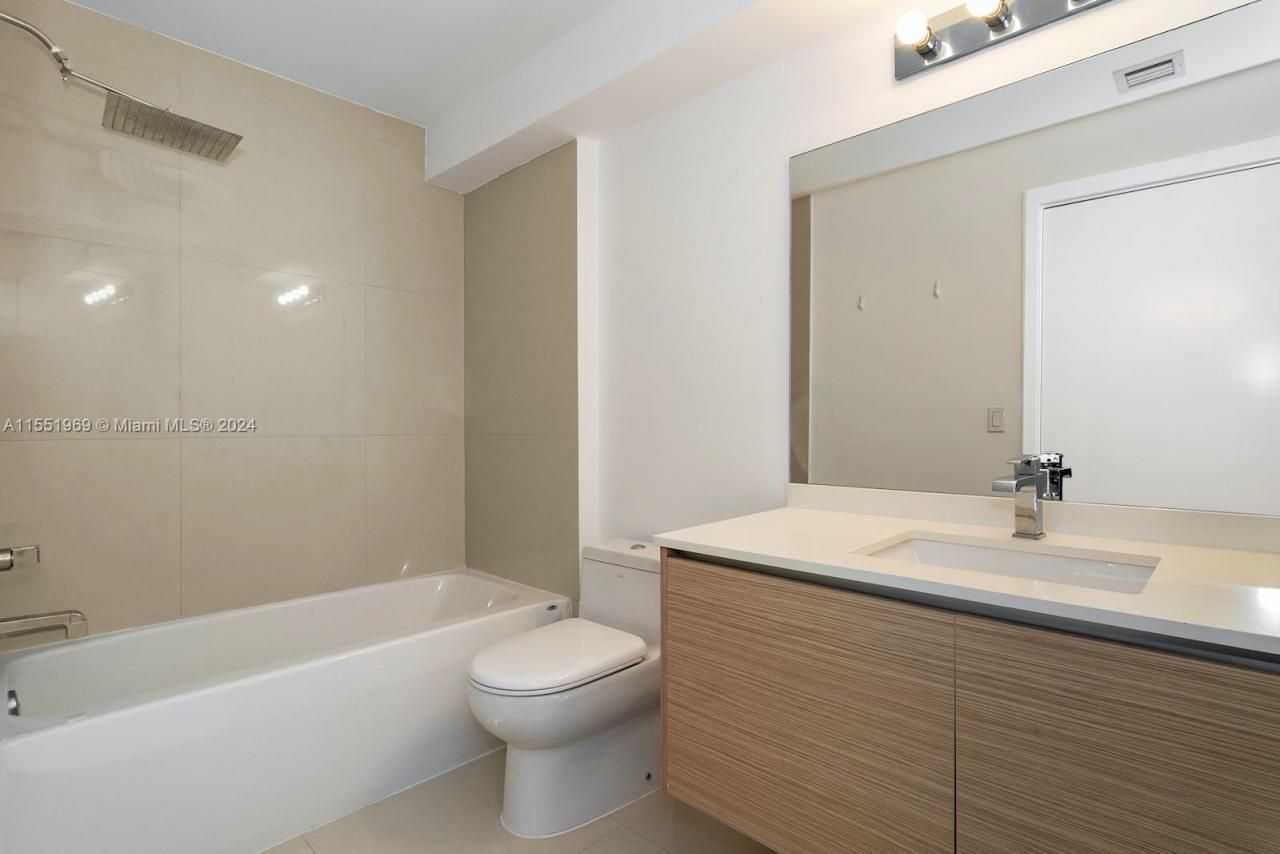 600 NE 27 St, Unit 2304, Miami, FL 33137 Photo