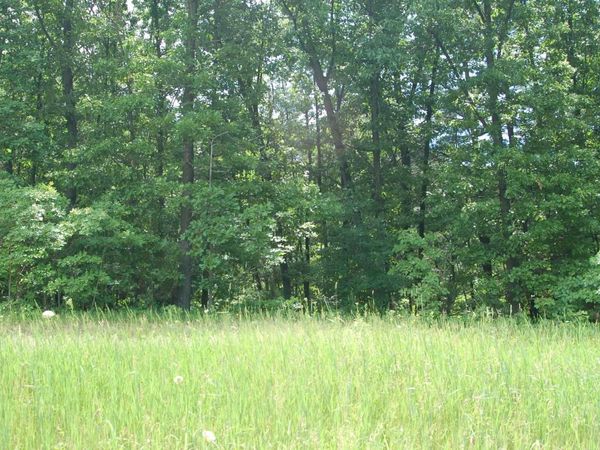 21741 Sandybrook Dr., South Bend, IN 46628