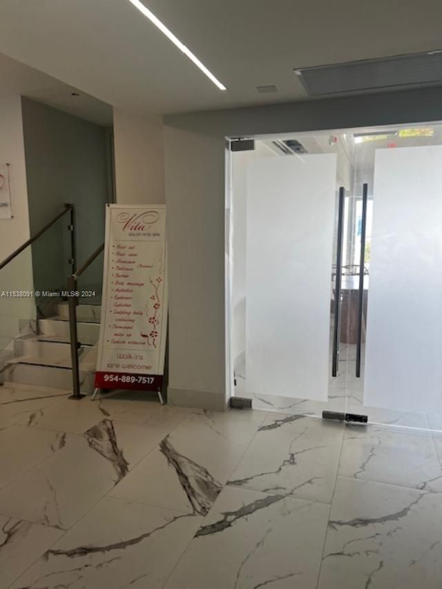 1904 S Ocean Dr, Unit 205, Hallandale Beach, FL 33009 Photo