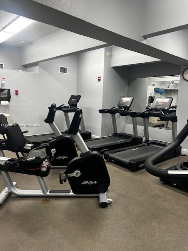 1904 S Ocean Dr, Unit 205, Hallandale Beach, FL 33009 Photo