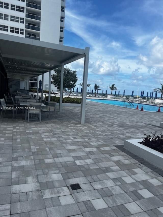 1904 S Ocean Dr, Unit 205, Hallandale Beach, FL 33009 Photo