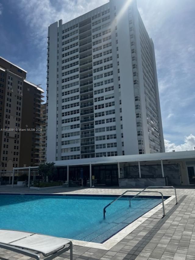 1904 S Ocean Dr, Unit 205, Hallandale Beach, FL 33009 Photo