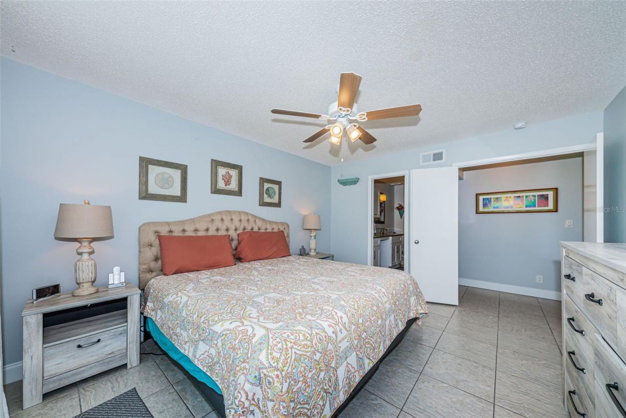 6000 Bahia Del Mar Circle, Unit 130, Saint Petersburg, FL 33715 Photo