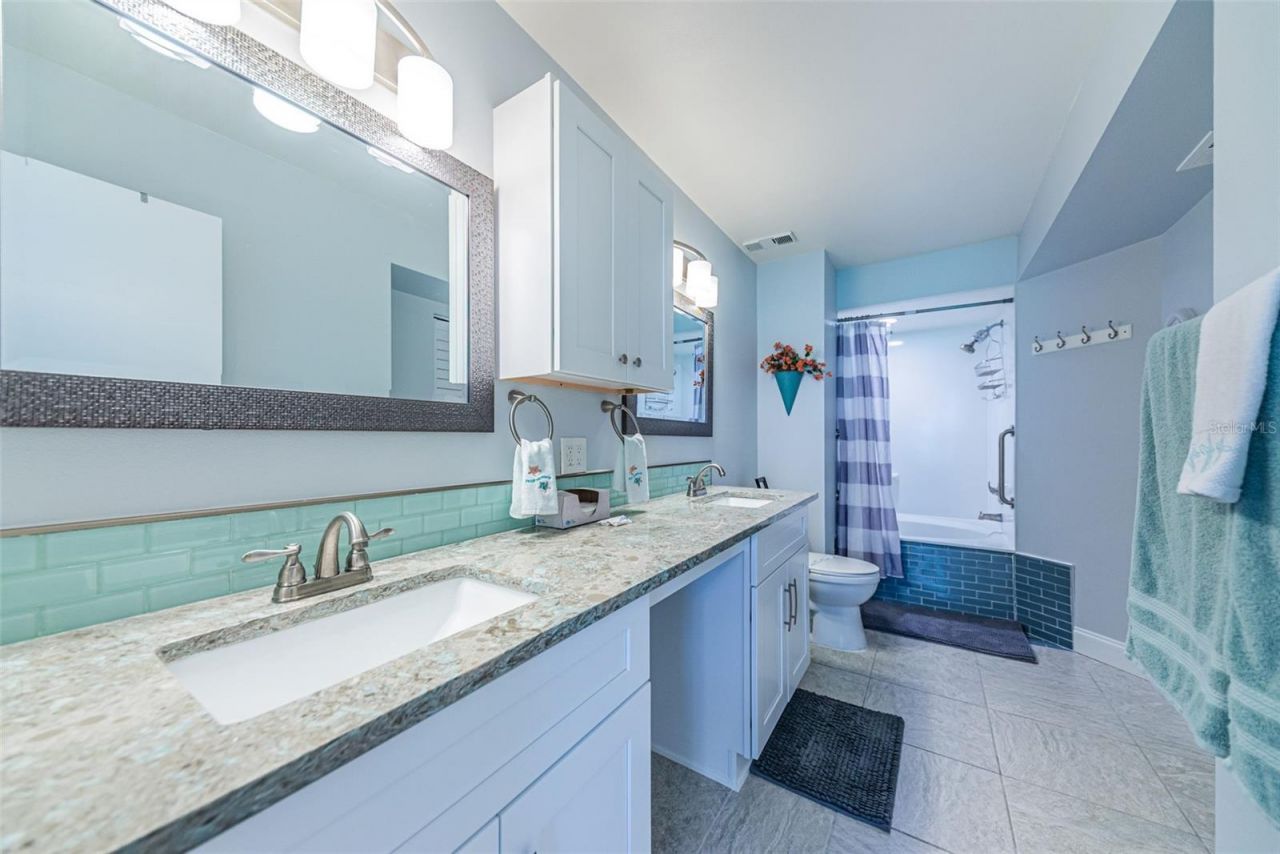 6000 Bahia Del Mar Circle, Unit 130, Saint Petersburg, FL 33715 Photo