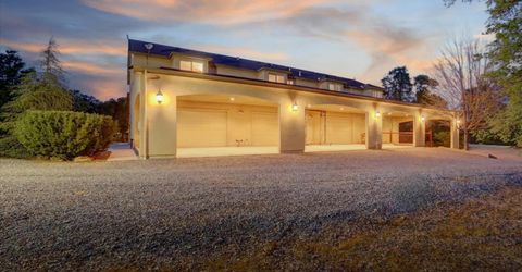 6890 Country Side Ln, Auburn, CA 95602 Photo