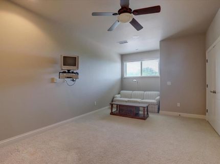 6890 Country Side Ln, Auburn, CA 95602 Photo