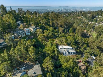 1 Westover Dr, Oakland, CA 94603 Photo