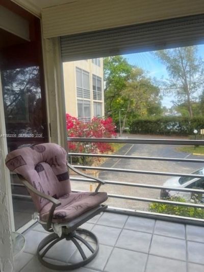 2871 Somerset Dr, Unit 218, Lauderdale Lakes, FL 33311 Photo