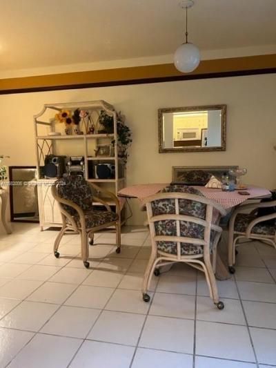 2871 Somerset Dr, Unit 218, Lauderdale Lakes, FL 33311 Photo
