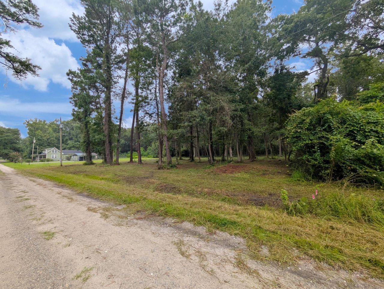 538 Mercantile Road Photo 5