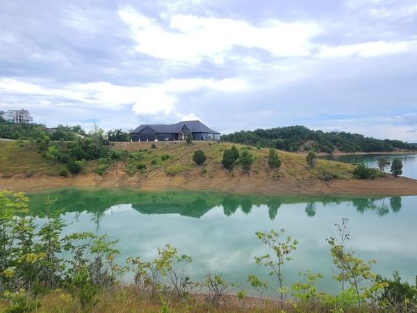 Lot 30 Emerald Isle Blvd, Dandridge, TN 37725