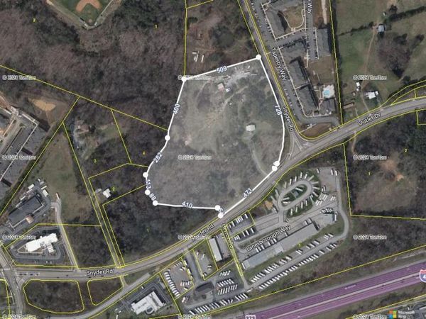 11645 Snyder Rd, Knoxville, TN 37932