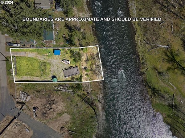 231 DOGWOOD DR, Gates, OR 97346