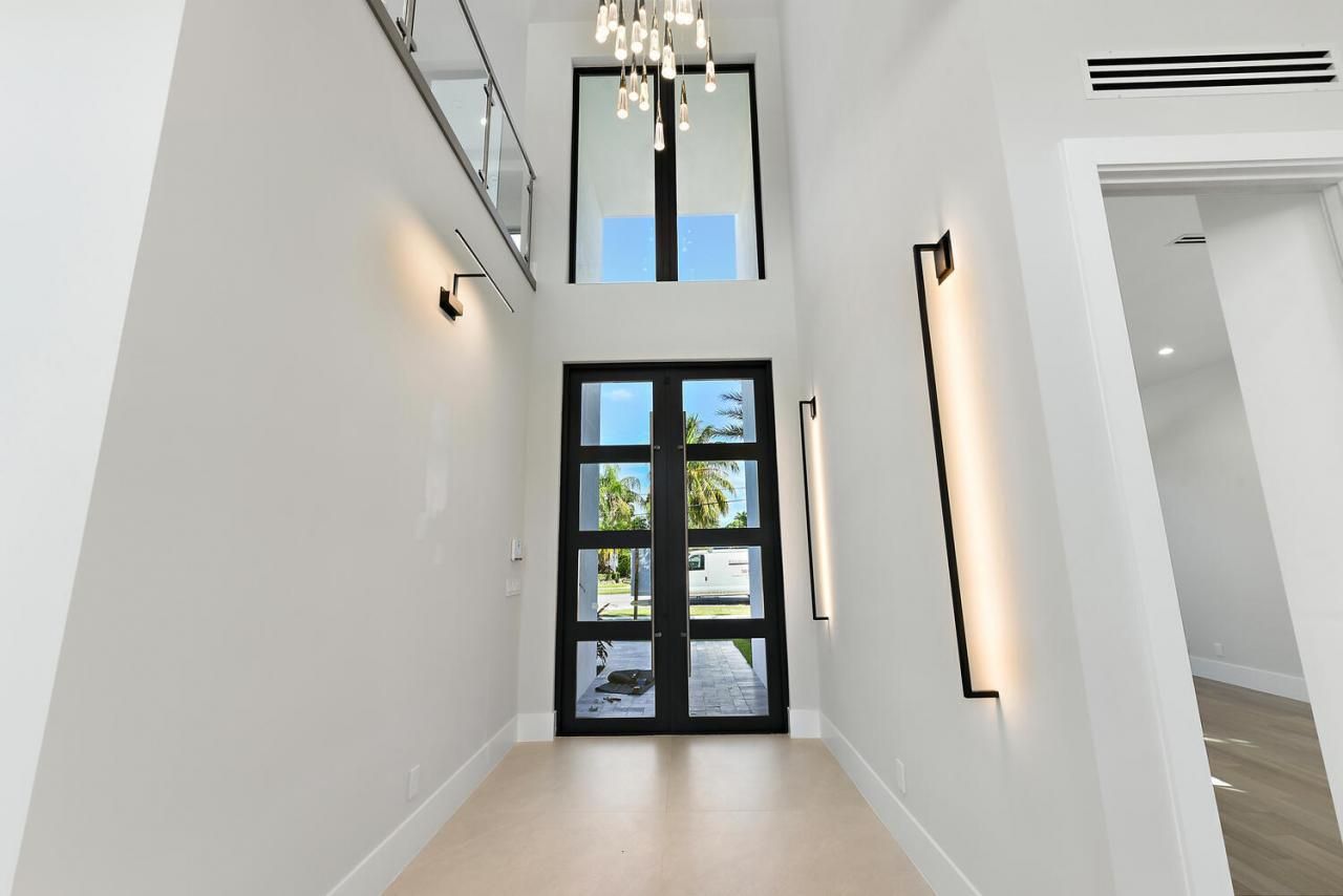 362 Churchill Road, West Palm Beach, FL 33405 Photo