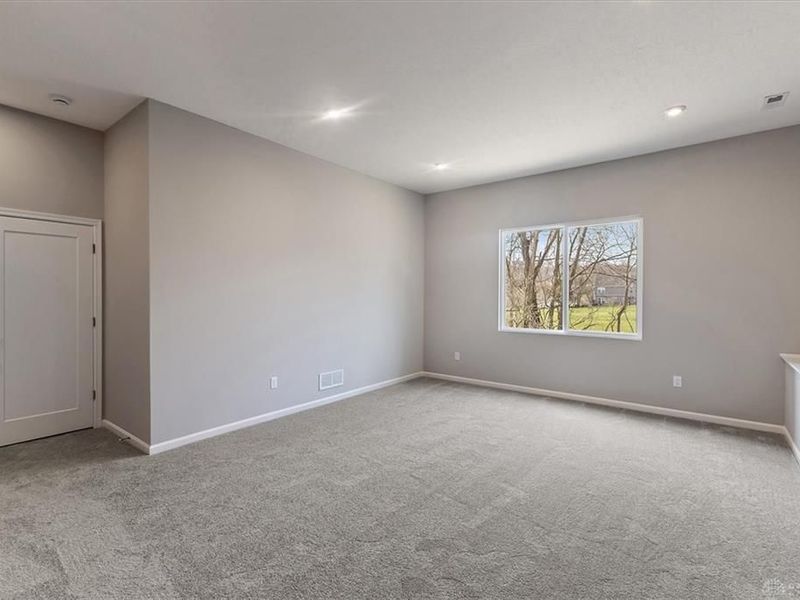 2639 Golden Leaf Drive, Beavercreek, OH 45431 Photo 19